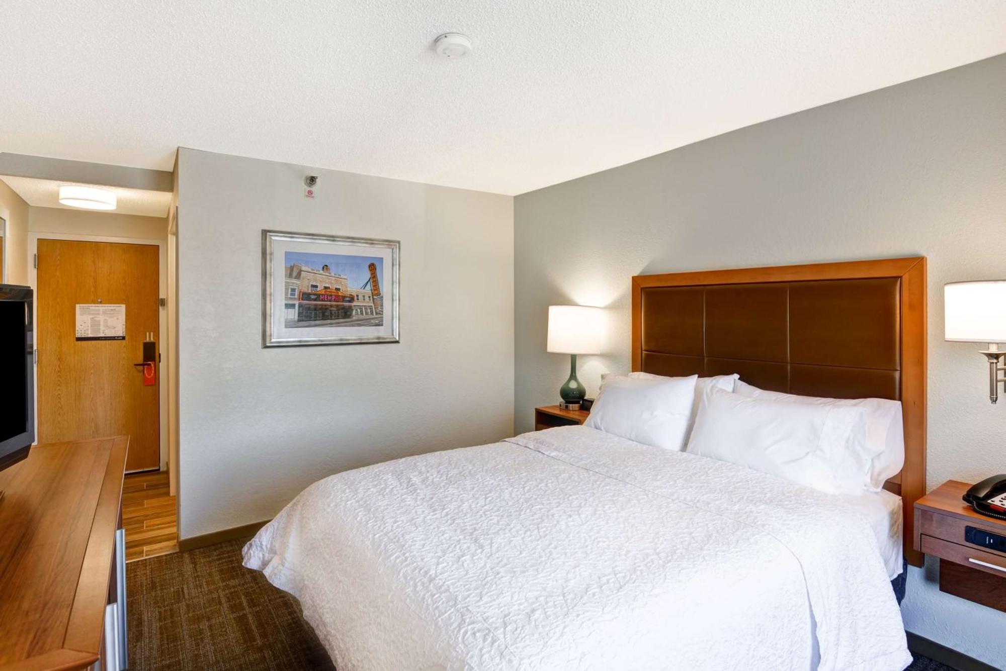 Hampton Inn Memphis Poplar Buitenkant foto