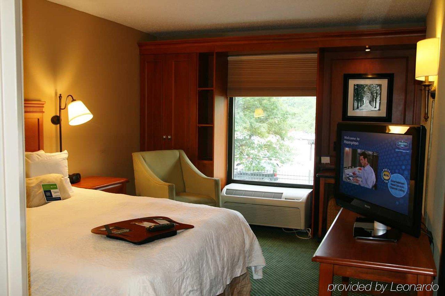 Hampton Inn Memphis Poplar Kamer foto