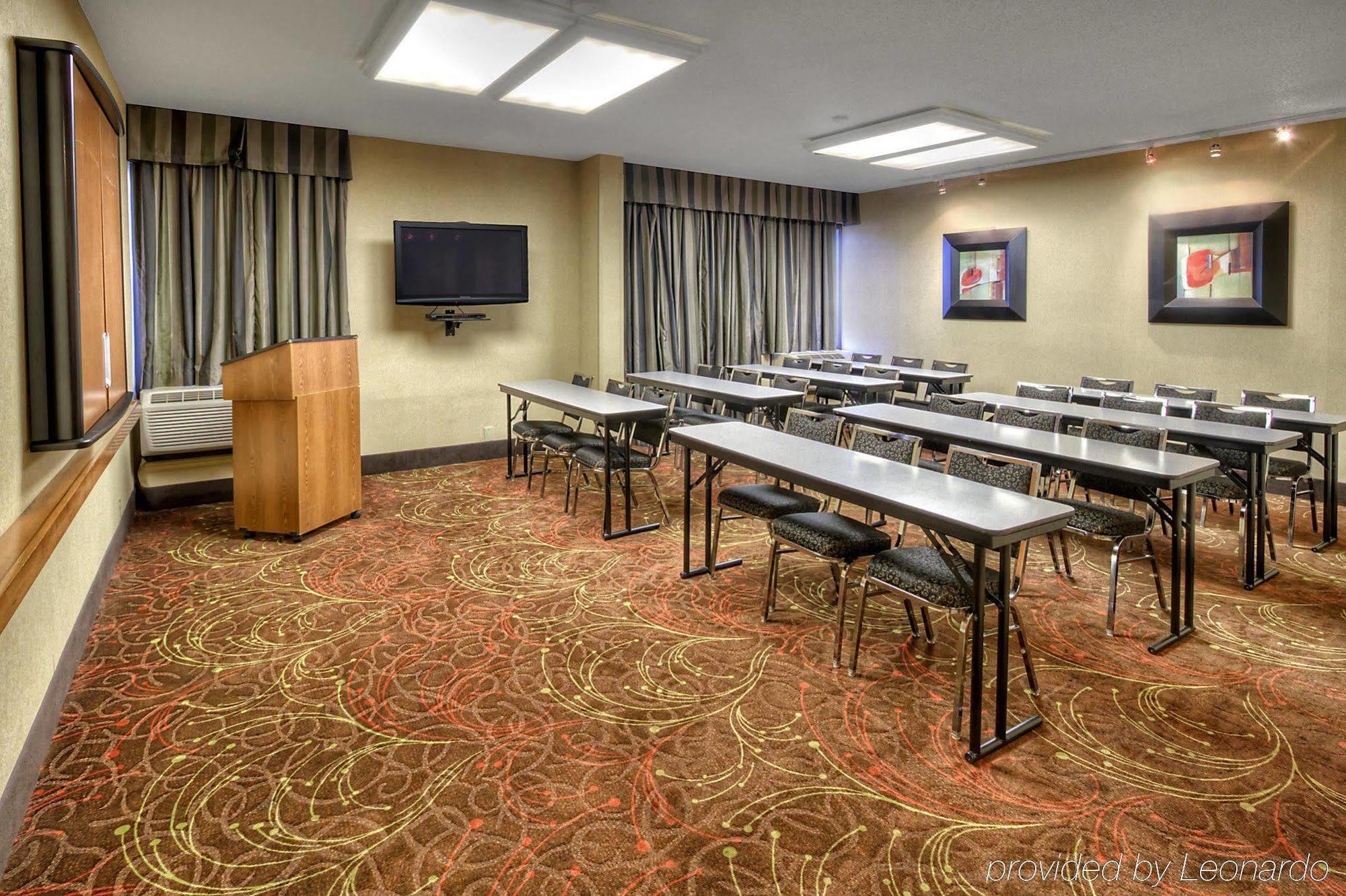 Hampton Inn Memphis Poplar Buitenkant foto